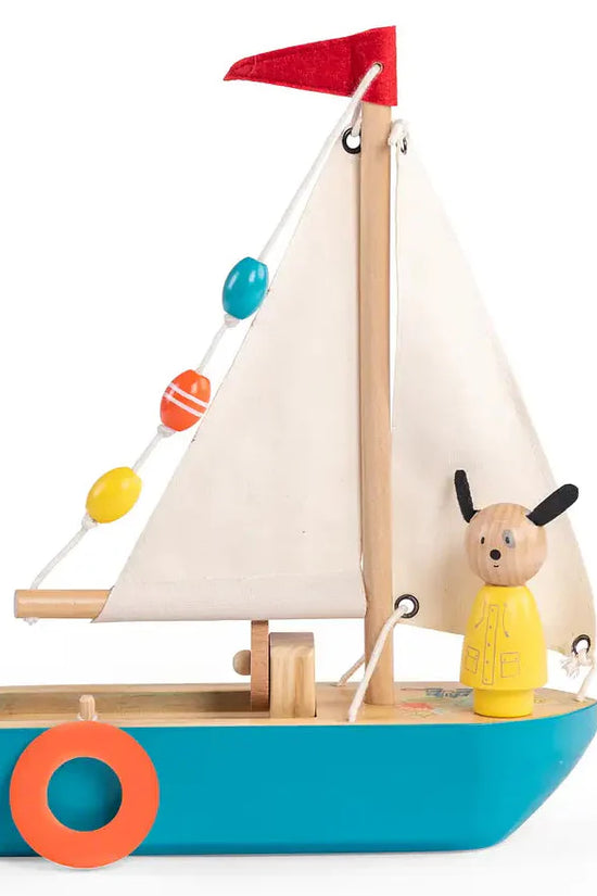 La Grande Famille wooden sail boat