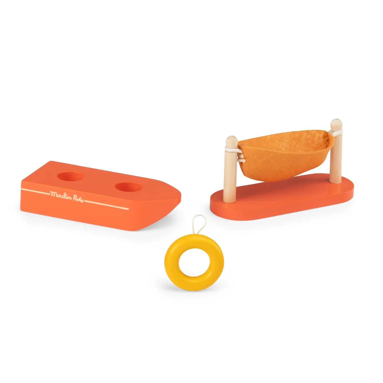 La Grande Famille Lake House